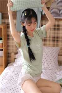 闺蜜将我卖到恶魔大本营，却不想我是恶魔老大白月光完整版